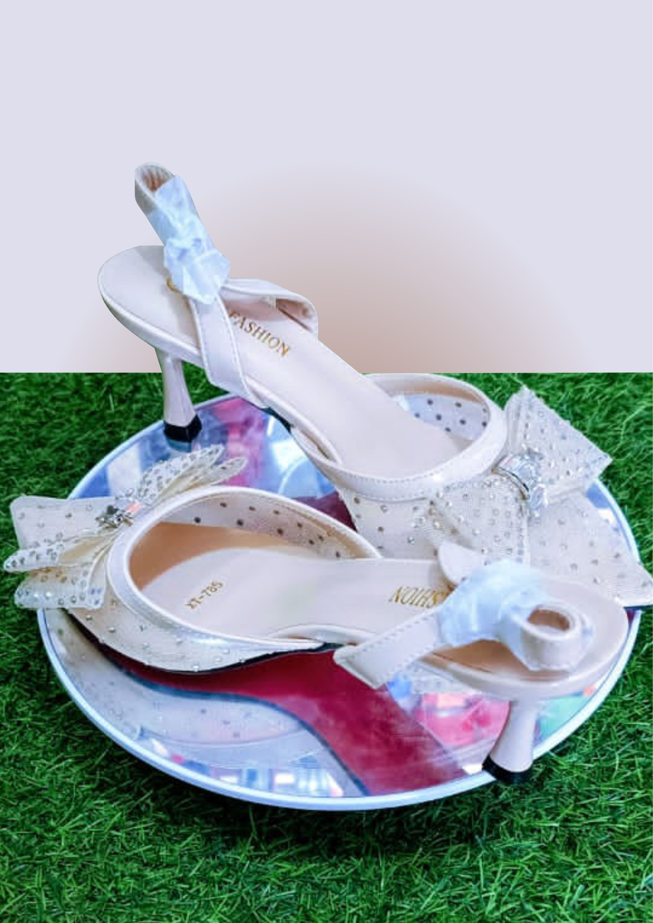 Elegant Pale Yellow Kitten-heel Sandals